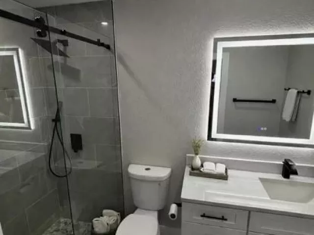 Продажа дома по адресу 520 SW 13TH Place - фото 9373421
