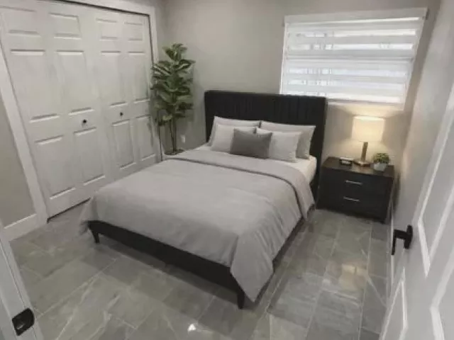 Продажа дома по адресу 520 SW 13TH Place - фото 9373423