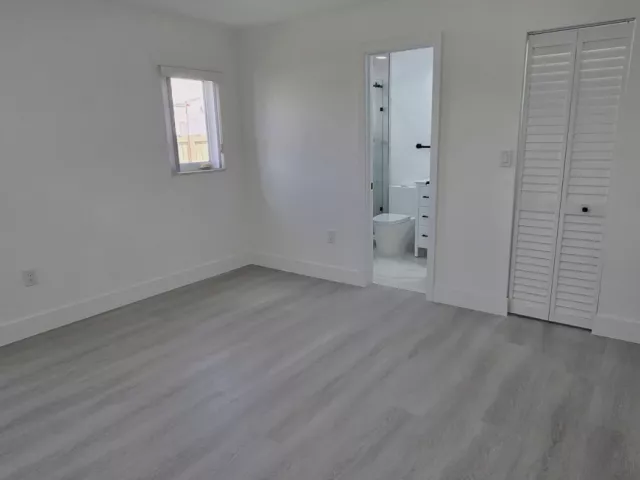 Продажа дома по адресу 9612 Grand Canal Dr - фото 9373605