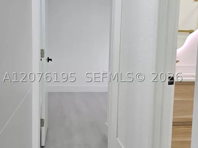 Продажа дома по адресу 9612 Grand Canal Dr - фото 9373609