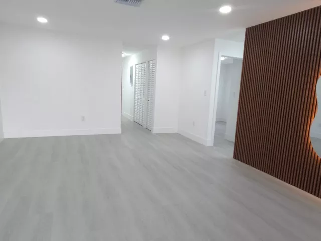 Продажа дома по адресу 9612 Grand Canal Dr - фото 9373614