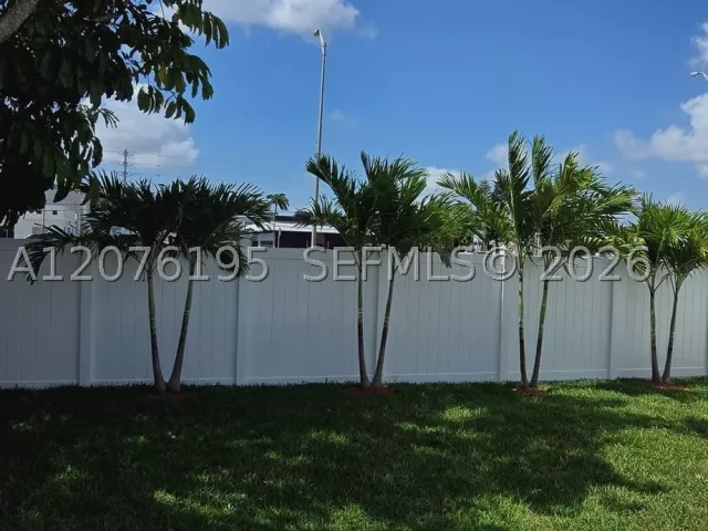 Продажа дома по адресу 9612 Grand Canal Dr - фото 9373618