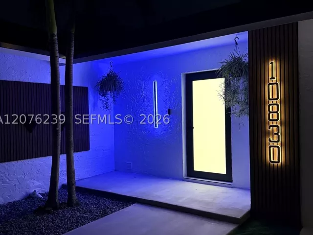 Продажа дома по адресу 10830 SW 160th St - фото 9383757