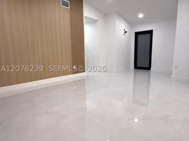 Продажа дома по адресу 10830 SW 160th St - фото 9383762