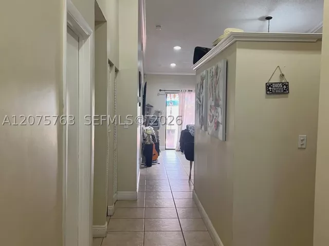 Продажа дома по адресу 6028 SW 147th Pl - фото 9374149