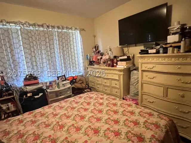 Продажа дома по адресу 6028 SW 147th Pl - фото 9374186