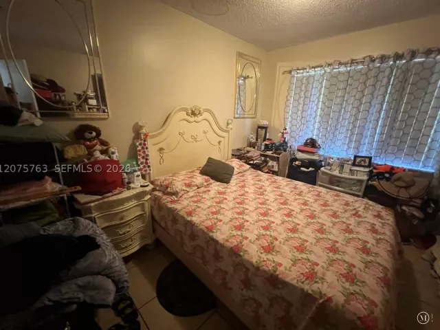 Продажа дома по адресу 6028 SW 147th Pl - фото 9374188