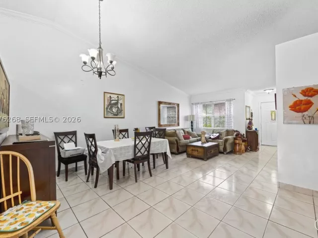 Продажа дома по адресу 25014 SW 123rd Pl - фото 9374392