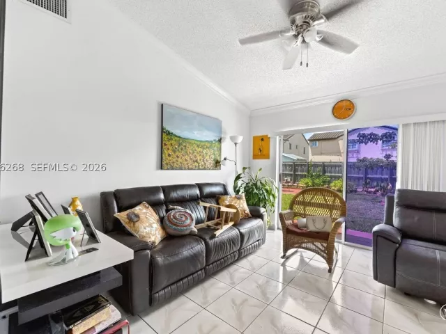 Продажа дома по адресу 25014 SW 123rd Pl - фото 9374394