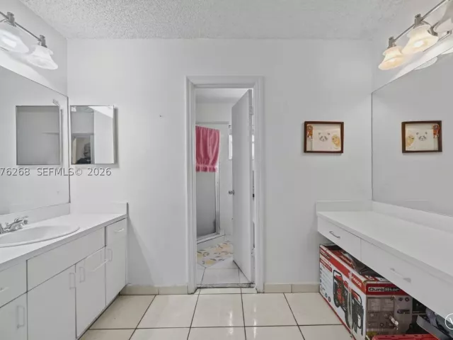 Продажа дома по адресу 25014 SW 123rd Pl - фото 9374403
