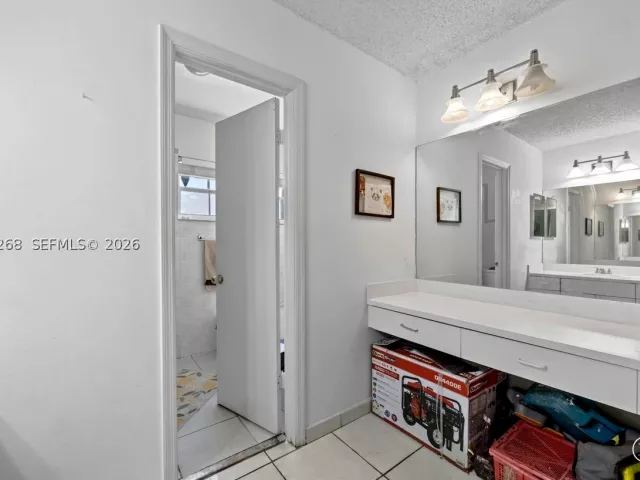 Продажа дома по адресу 25014 SW 123rd Pl - фото 9374404