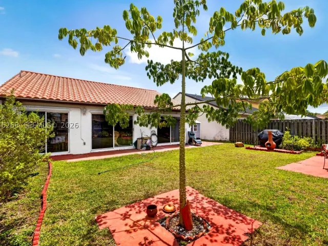 Продажа дома по адресу 25014 SW 123rd Pl - фото 9374419