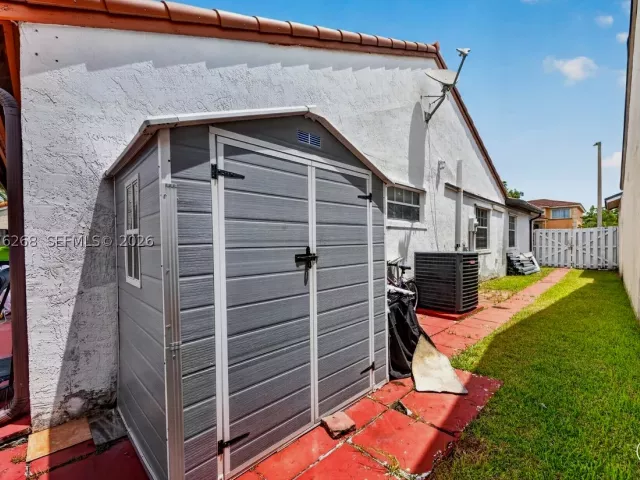 Продажа дома по адресу 25014 SW 123rd Pl - фото 9374424