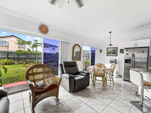 Продажа дома по адресу 25014 SW 123rd Pl - фото 9374389