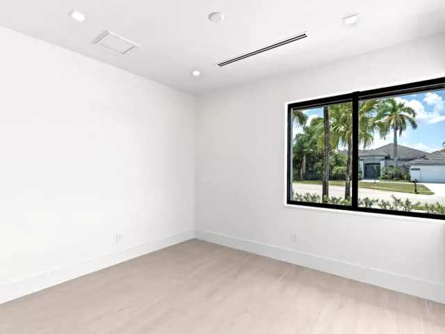 Продажа дома по адресу 17934 Milburn Way - фото 9387547