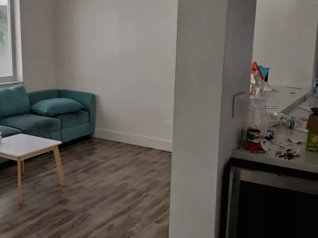 Продажа дома по адресу 1460 Marseille Dr - фото 9382182