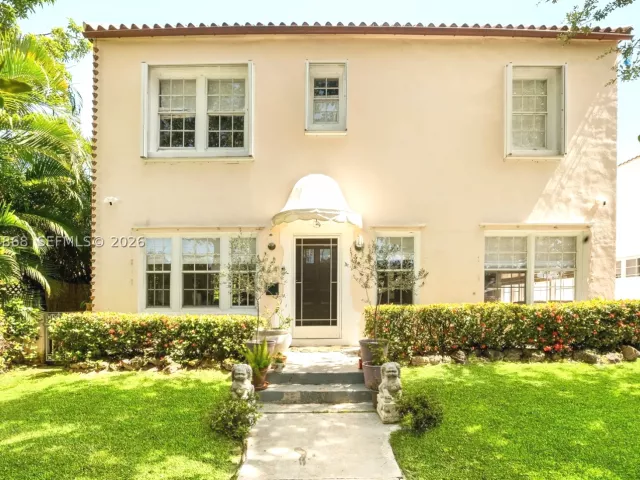 Продажа дома по адресу 524 W 47th St - фото 9374592