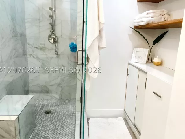 Продажа дома по адресу 10050 SW 137th Ct - фото 9374583