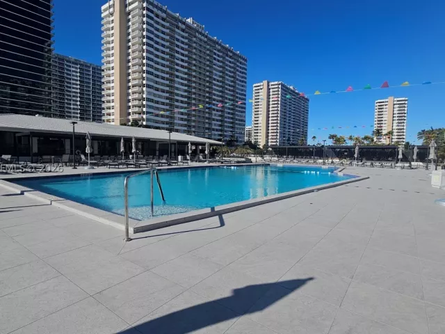 Квартира в аренду номер17P - фото 9376823