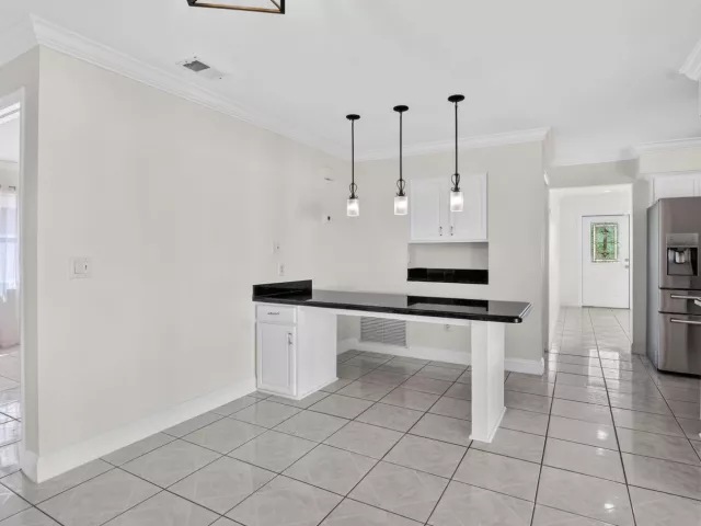 Продажа дома по адресу 4602 BISON Street - фото 9374689
