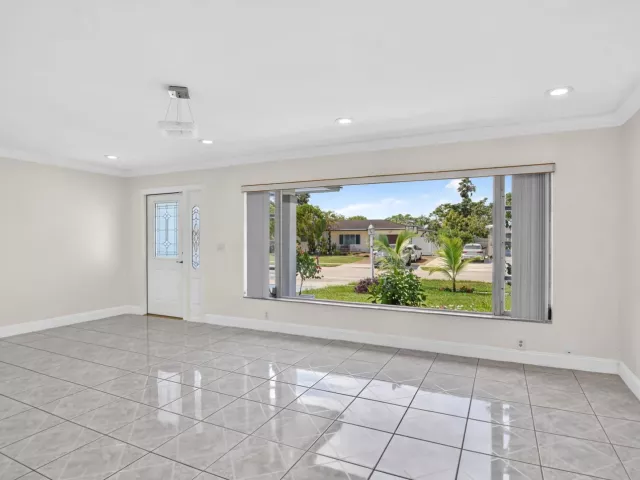 Продажа дома по адресу 4602 BISON Street - фото 9374690