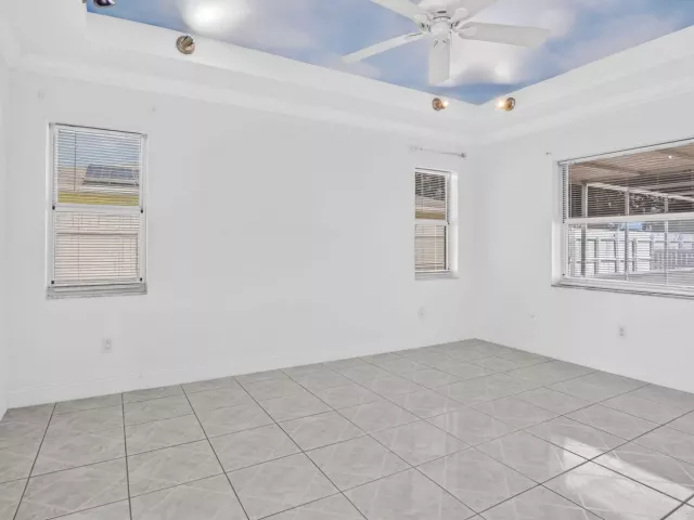 Продажа дома по адресу 4602 BISON Street - фото 9374692