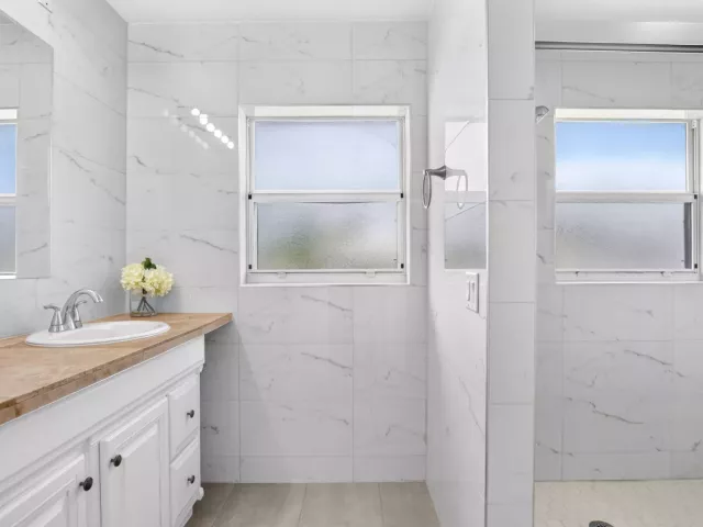 Продажа дома по адресу 4602 BISON Street - фото 9374695