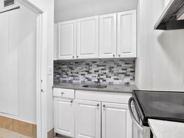 Продажа дома по адресу 4602 BISON Street - фото 9374722