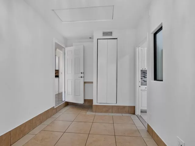 Продажа дома по адресу 4602 BISON Street - фото 9374723