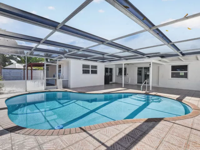 Продажа дома по адресу 4602 BISON Street - фото 9374728