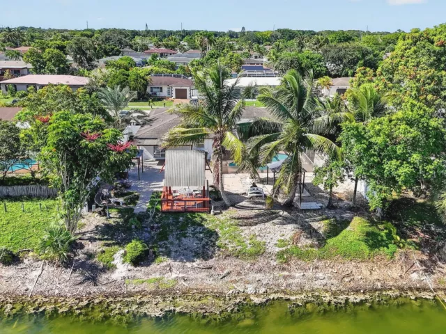 Продажа дома по адресу 4602 BISON Street - фото 9374740