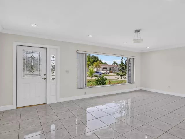 Продажа дома по адресу 4602 BISON Street - фото 9374686