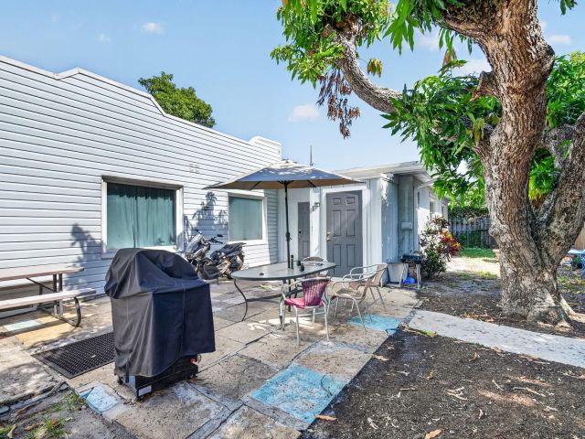 Продажа дома по адресу 633 Franklin Road - фото 9377234