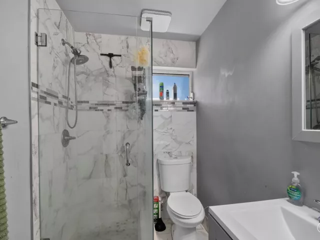Продажа дома по адресу 633 Franklin Road - фото 9377212
