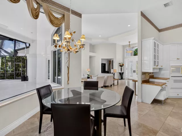 Продажа дома по адресу 10833 Egret Pointe Lane - фото 9377892