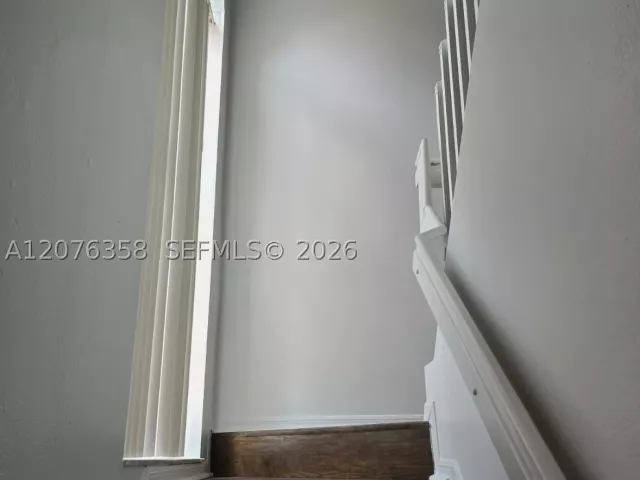 Продажа дома по адресу 13658 SW 142nd Ter - фото 9380531