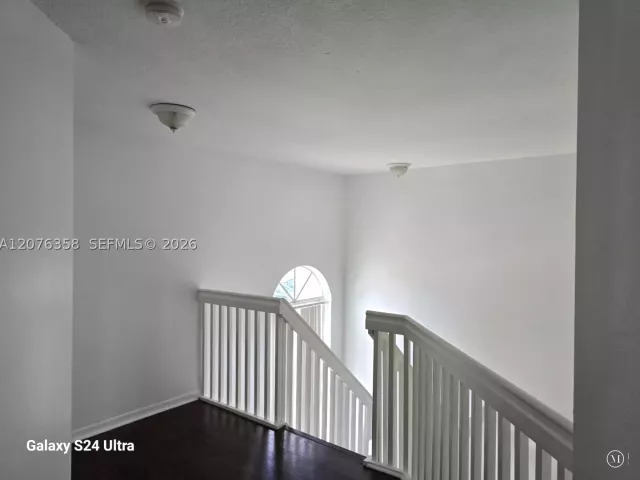 Продажа дома по адресу 13658 SW 142nd Ter - фото 9380534