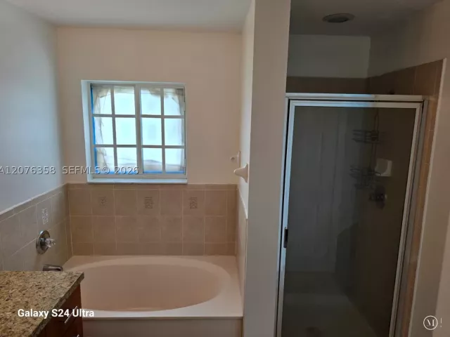 Продажа дома по адресу 13658 SW 142nd Ter - фото 9380545