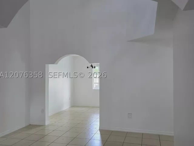 Продажа дома по адресу 13658 SW 142nd Ter - фото 9380525