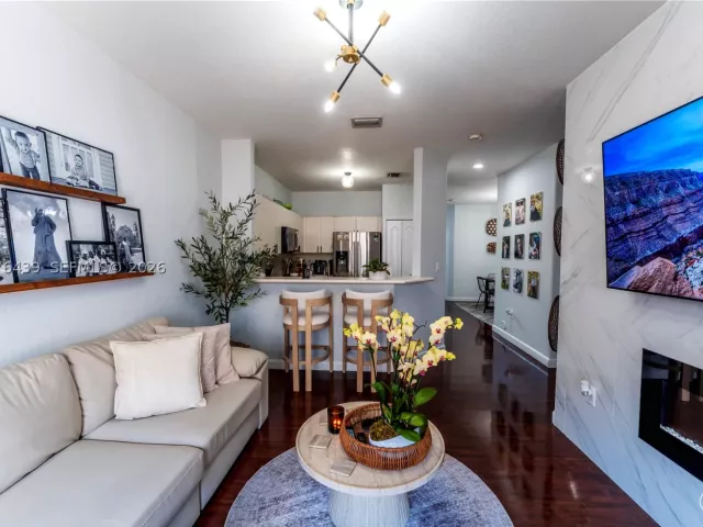Продажа дома по адресу 14965 SW 23rd Ln - фото 9383790