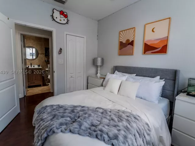 Продажа дома по адресу 14965 SW 23rd Ln - фото 9383800