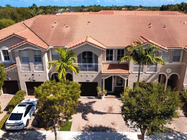 Продажа дома по адресу 14965 SW 23rd Ln - фото 9383777