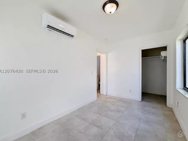 Продажа дома по адресу 230 NW 56th Ct - фото 9380640