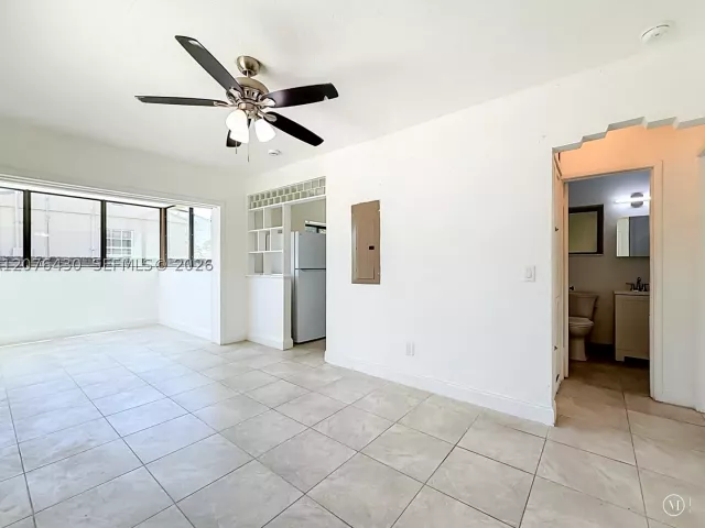 Продажа дома по адресу 230 NW 56th Ct - фото 9380645