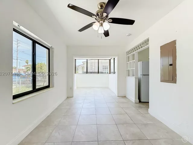 Продажа дома по адресу 230 NW 56th Ct - фото 9380646