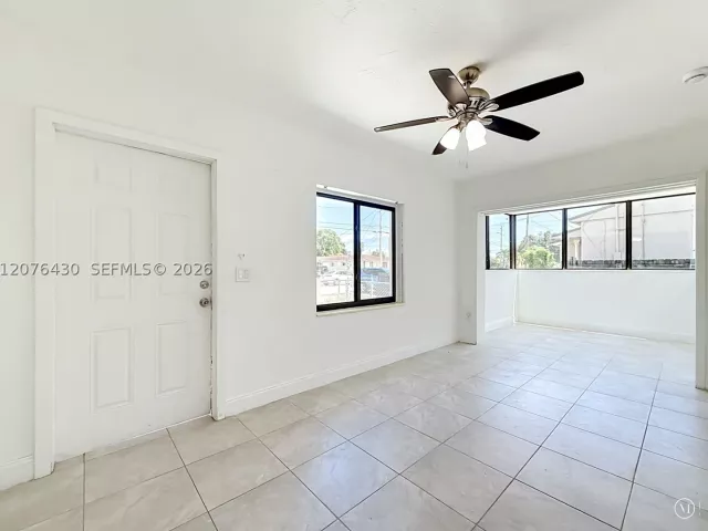 Продажа дома по адресу 230 NW 56th Ct - фото 9380647