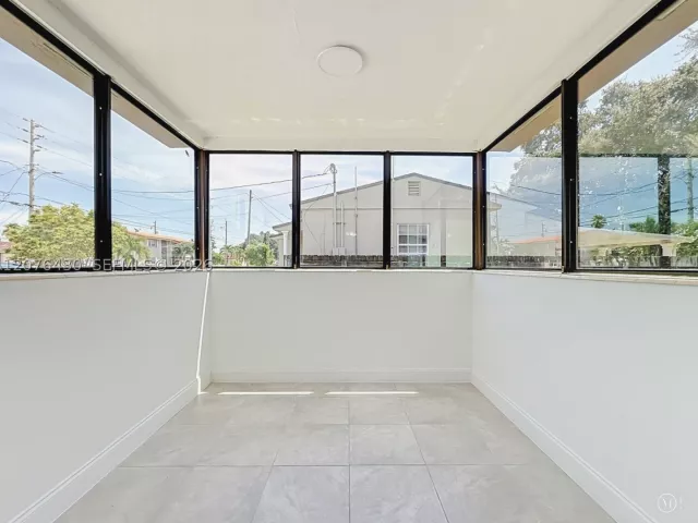 Продажа дома по адресу 230 NW 56th Ct - фото 9380648