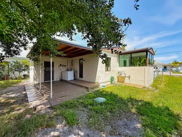 Продажа дома по адресу 230 NW 56th Ct - фото 9380652