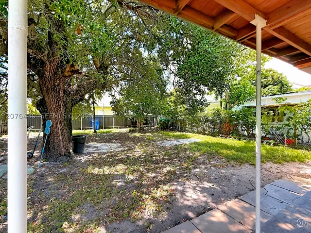Продажа дома по адресу 230 NW 56th Ct - фото 9380653