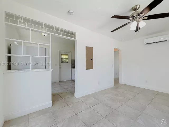 Продажа дома по адресу 230 NW 56th Ct - фото 9380634